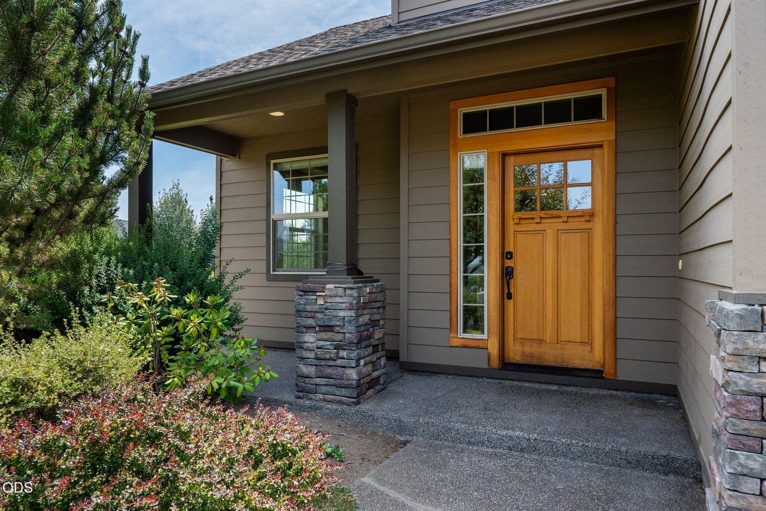 Photo of 2108 Sterling Avenue 3 of 45