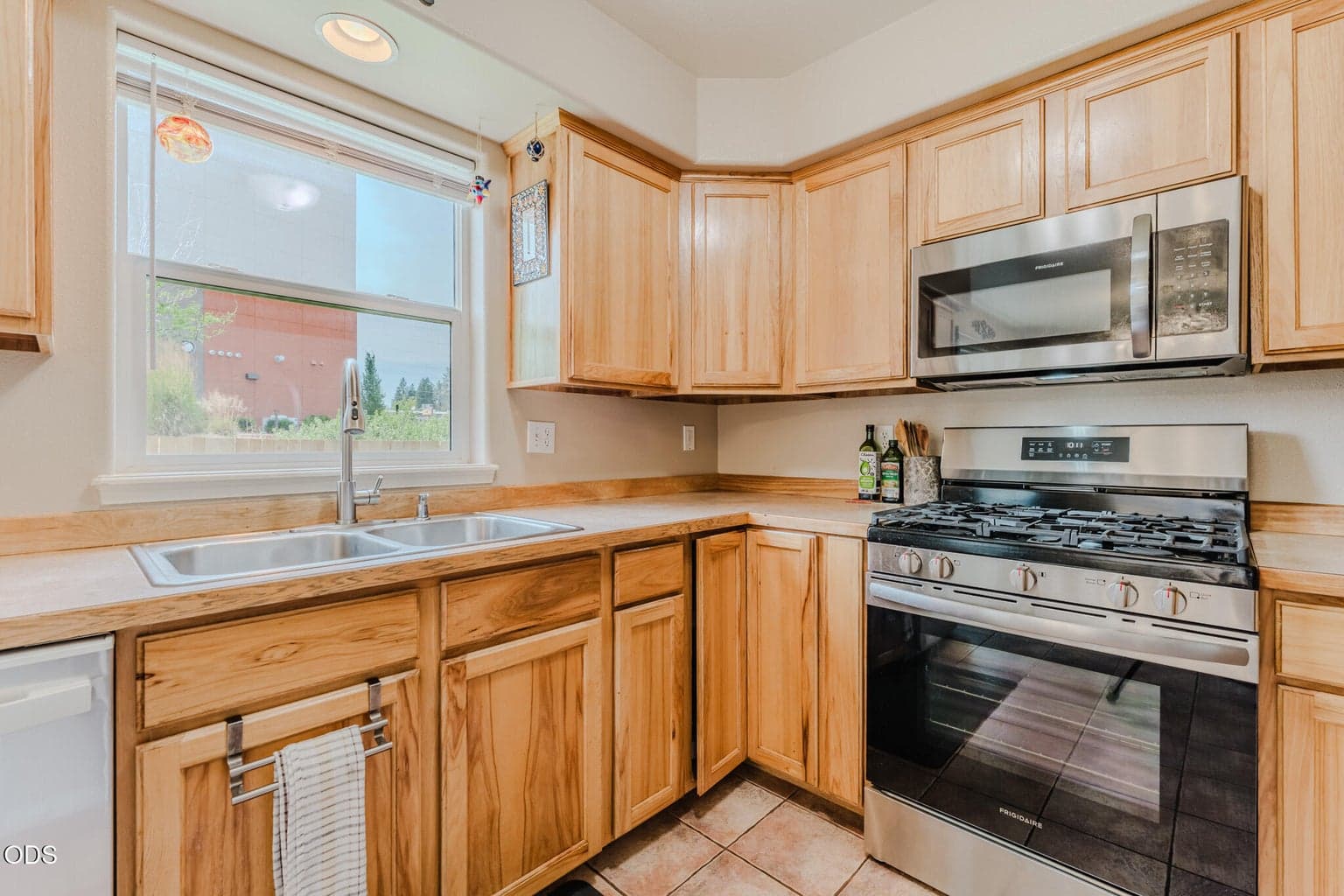 Photo of 61055 Borden Drive 11 of 32