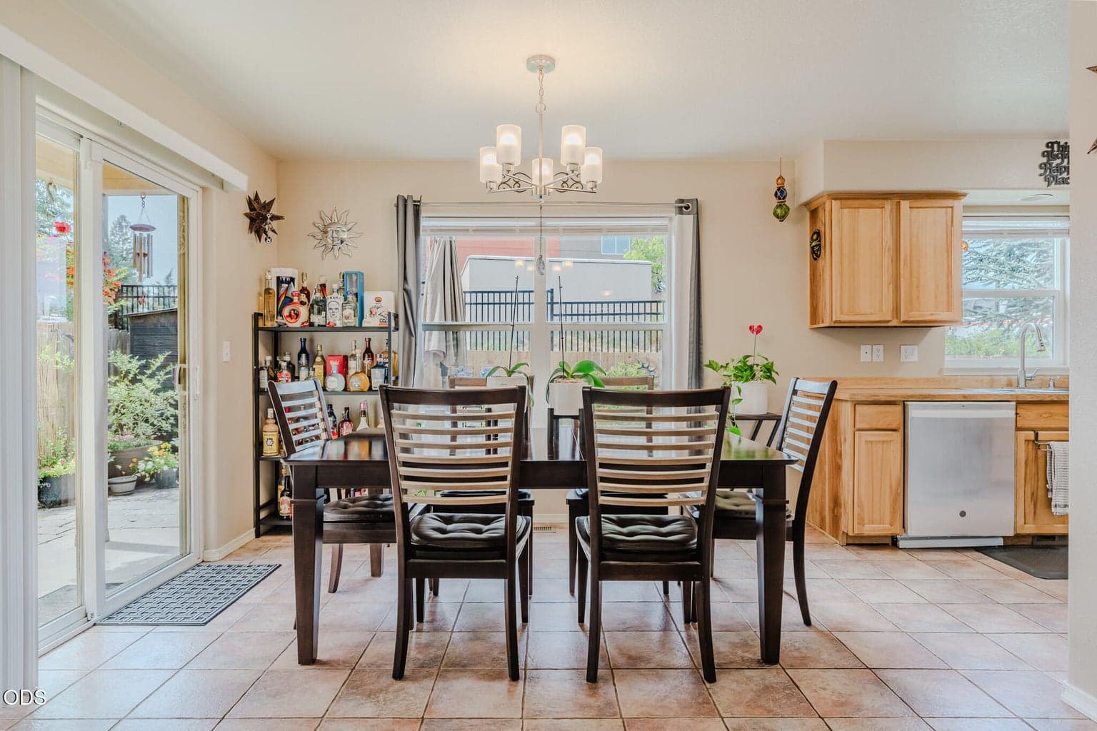 Photo of 61055 Borden Drive 6 of 32