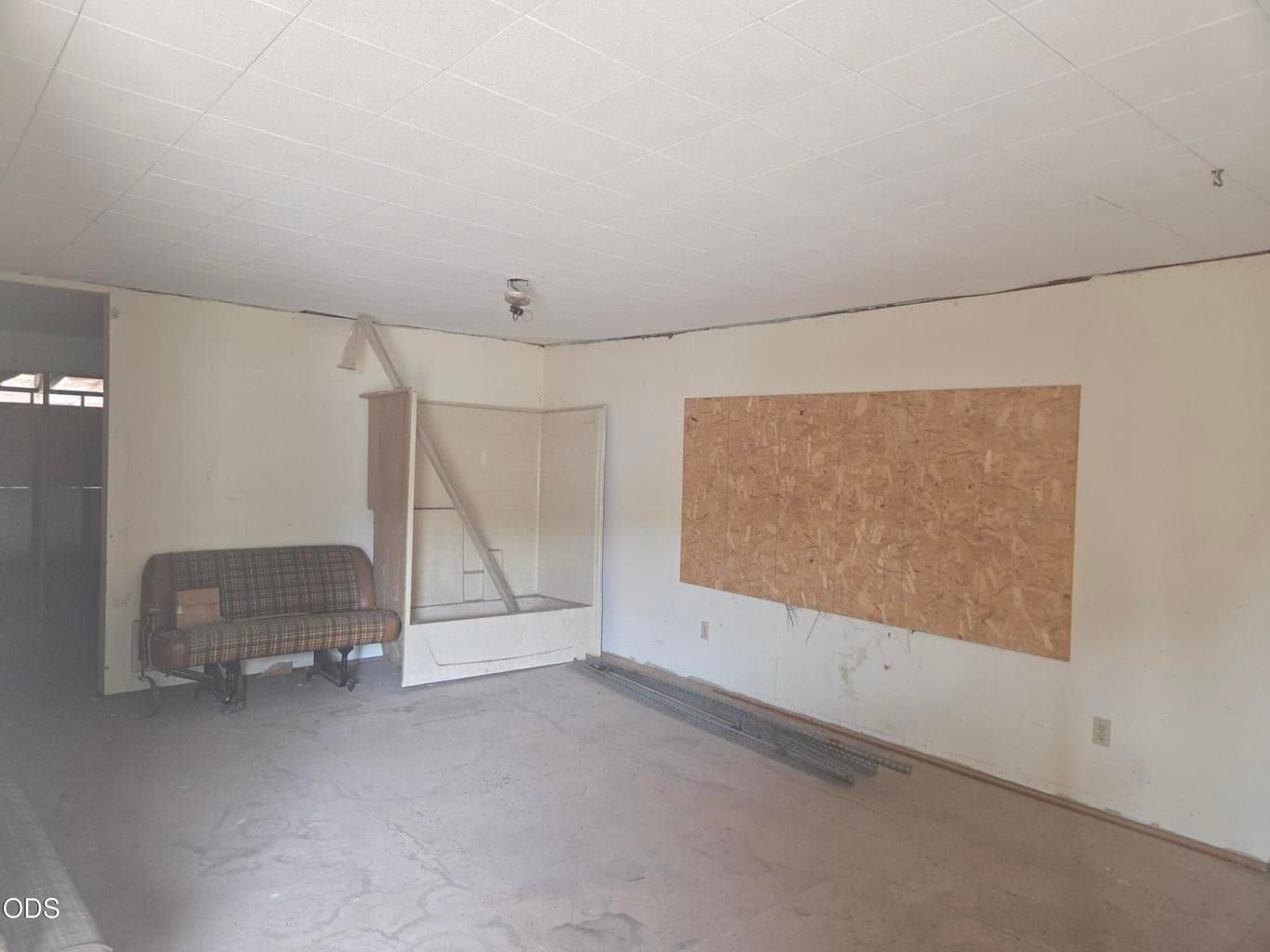 Photo of 404 1st Avenue 2 of 16