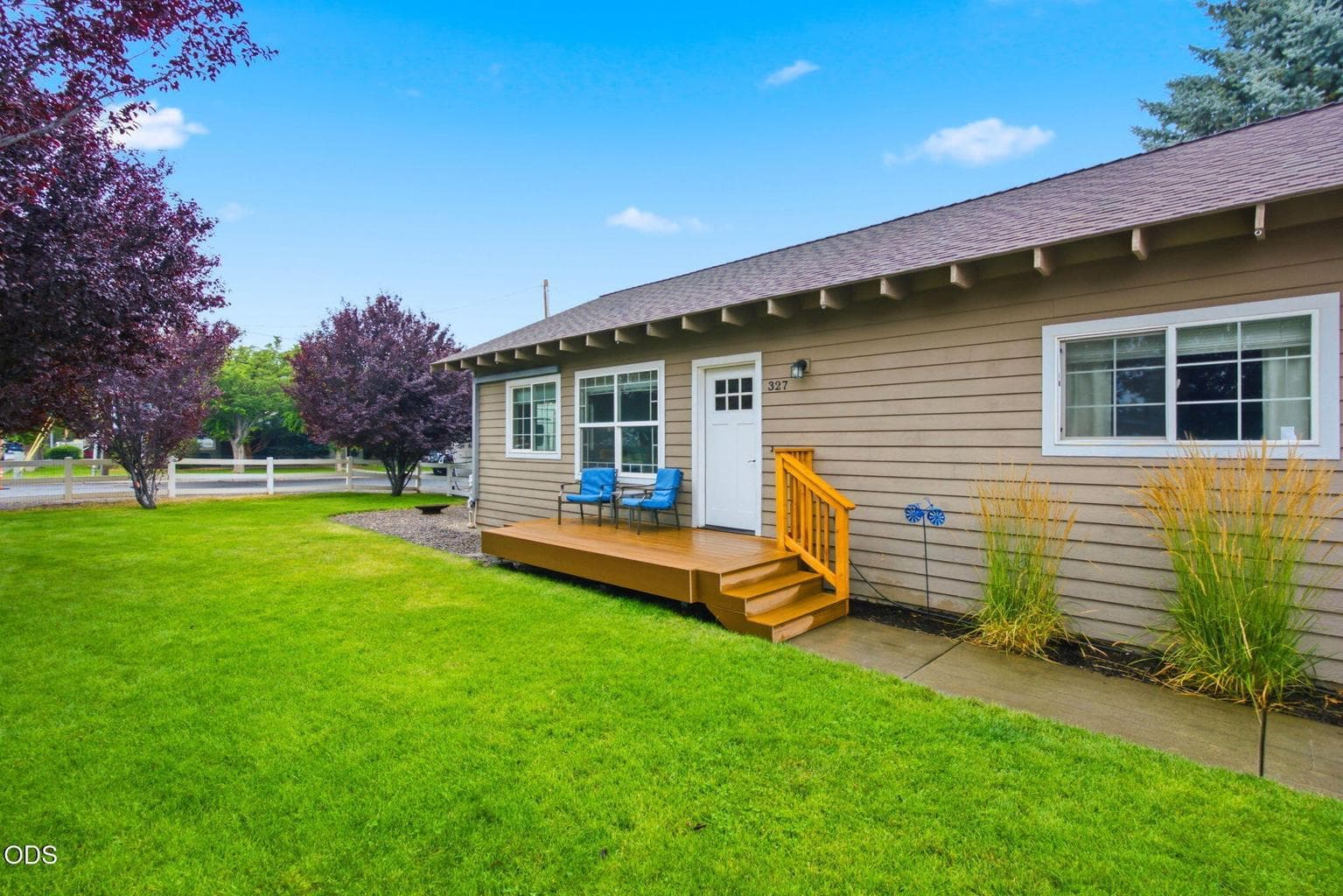 Photo of 327 NW Elm Avenue 17 of 36