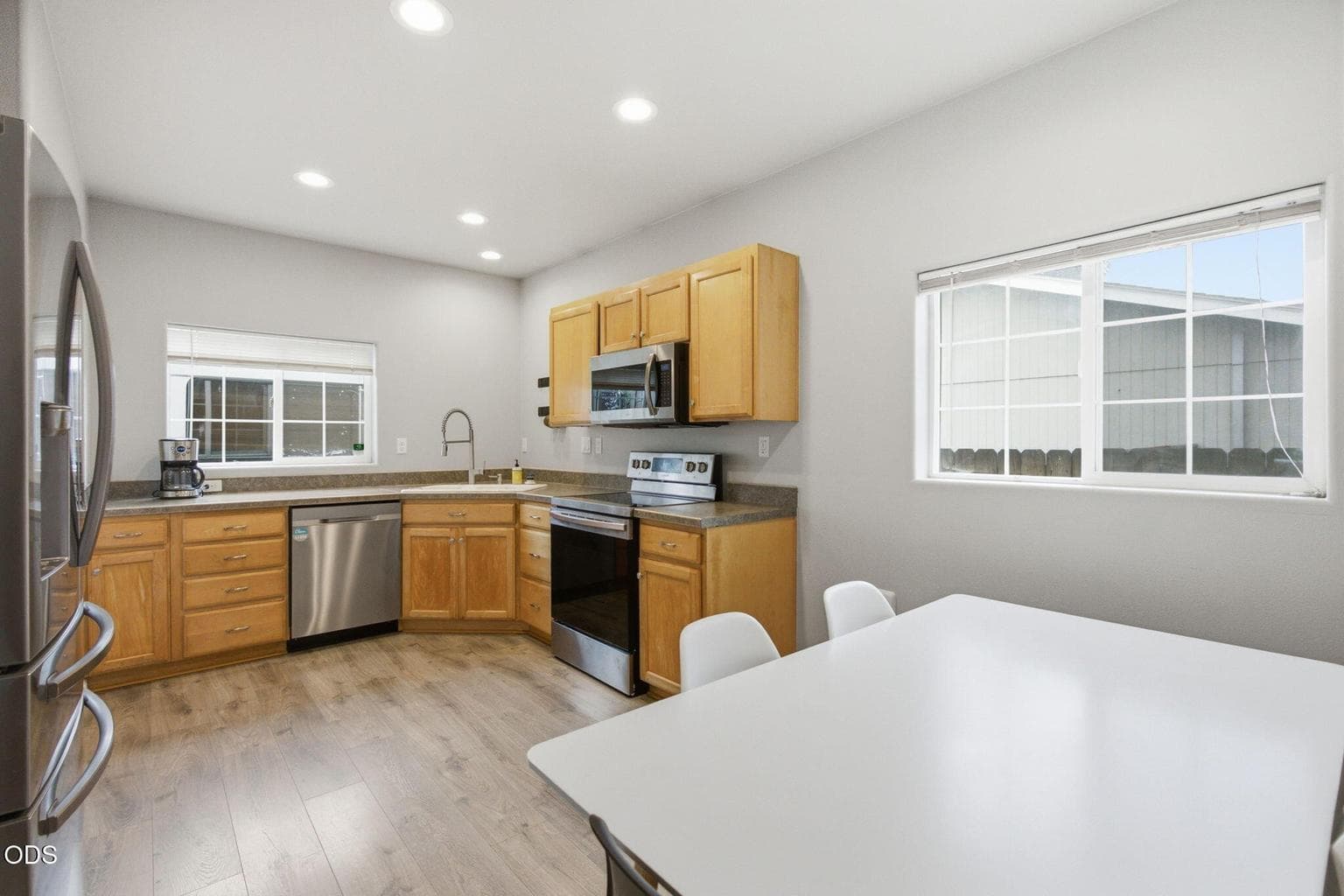 Photo of 327 NW Elm Avenue 22 of 36