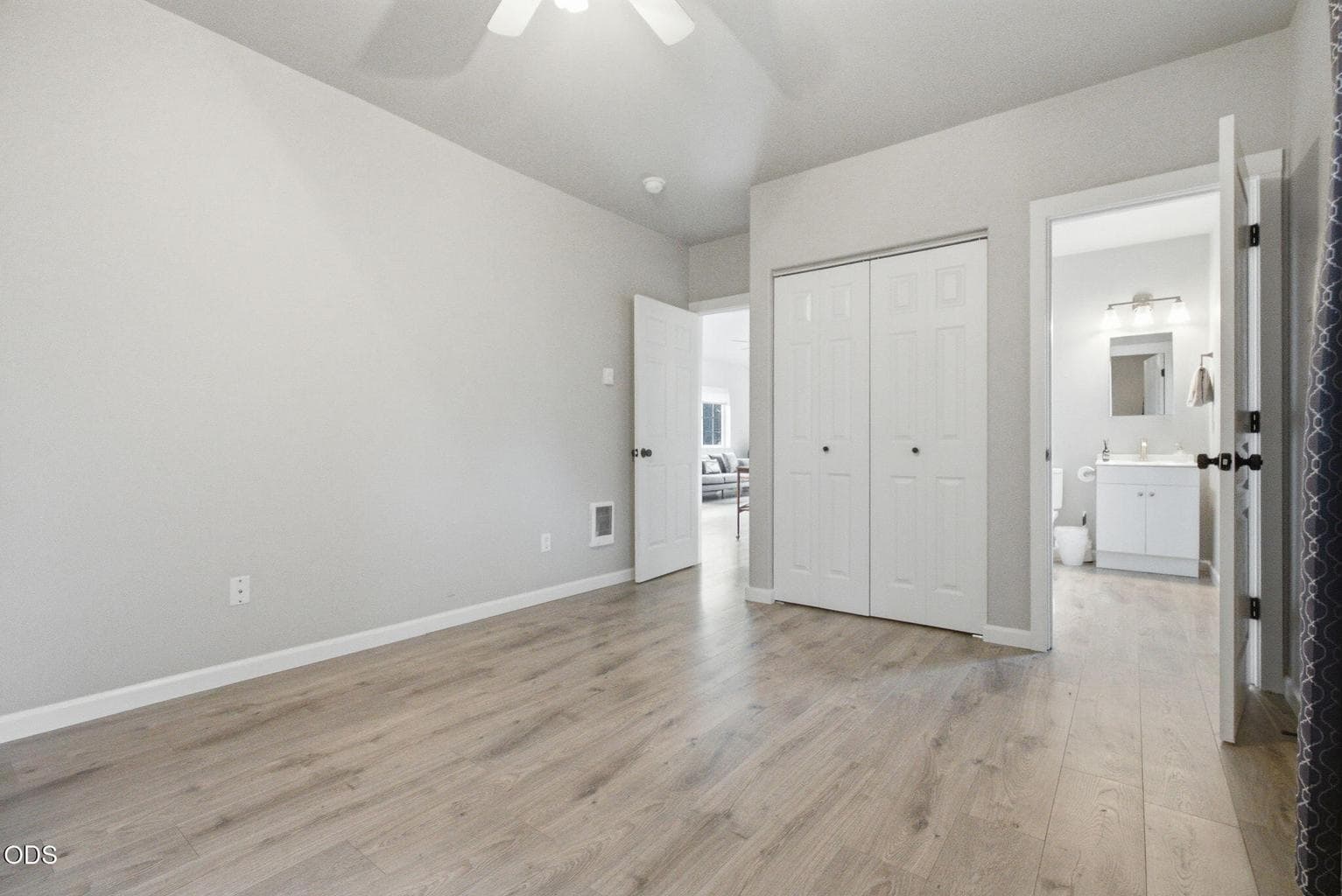 Photo of 327 NW Elm Avenue 32 of 36