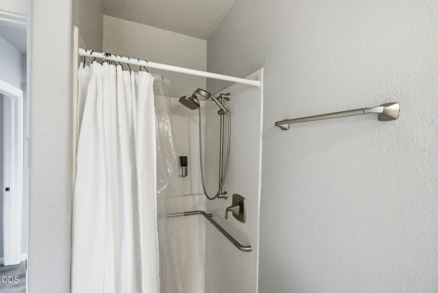 Photo of 327 NW Elm Avenue 34 of 36