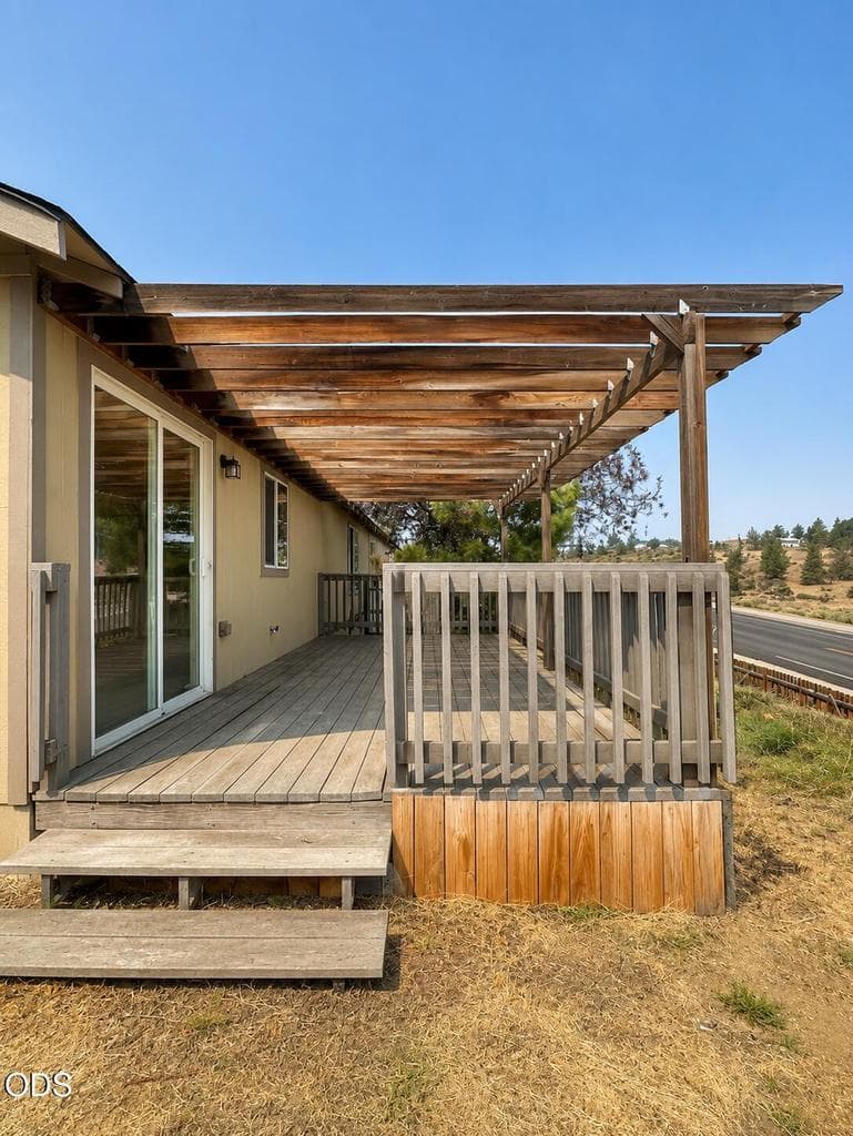 Photo of 402 SE Carmen Way 14 of 16