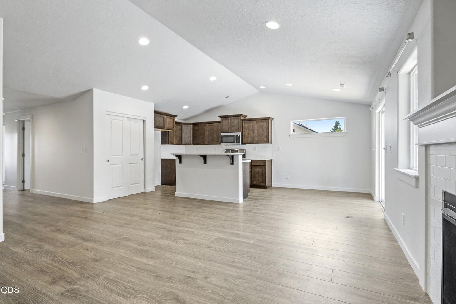 Photo of 51350 Apache Tears Court 3 of 18