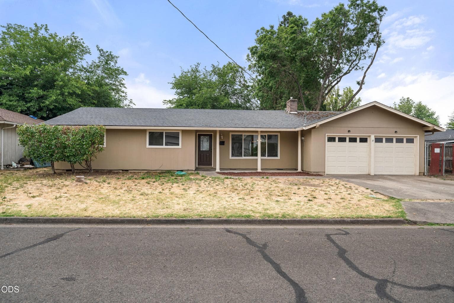 Photo of 110 Victoria Way 1 of 27