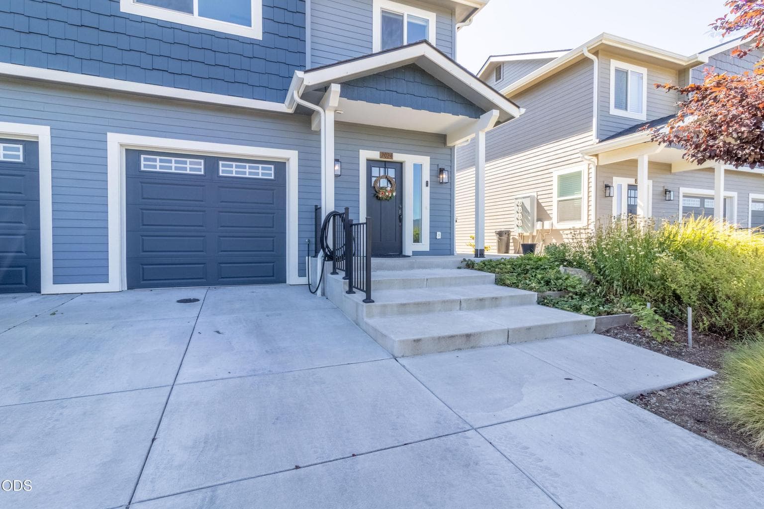 Photo of 2024 Family Lane 4 of 41