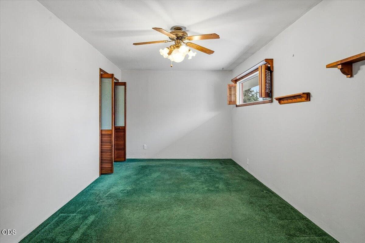 Photo of 2586 SW 27th Street 27 of 58