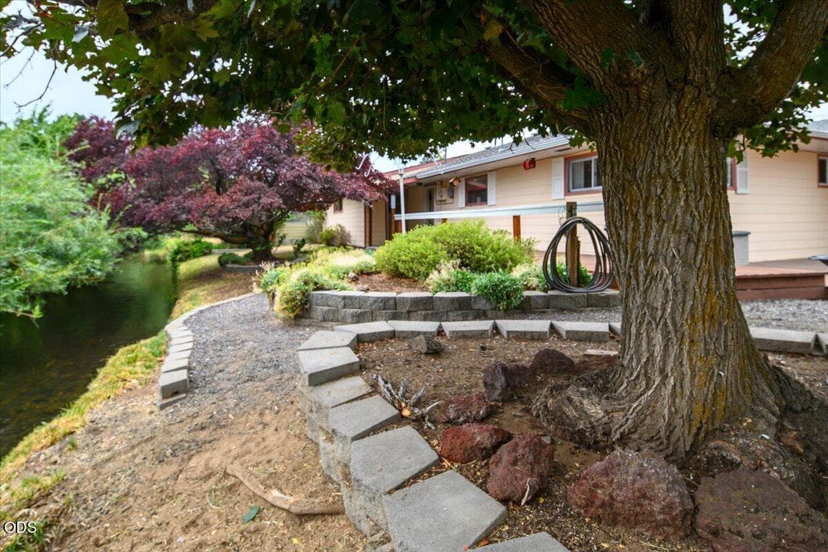 Photo of 2586 SW 27th Street 58 of 58