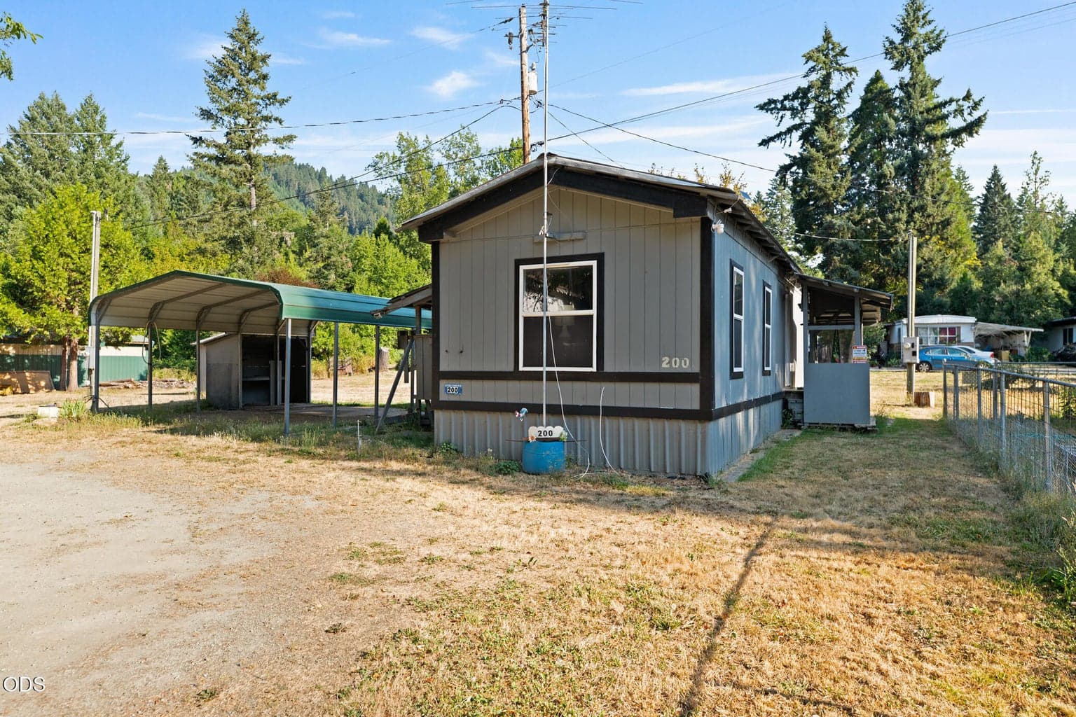 Photo of 200 Lizzy Lane 2 of 19