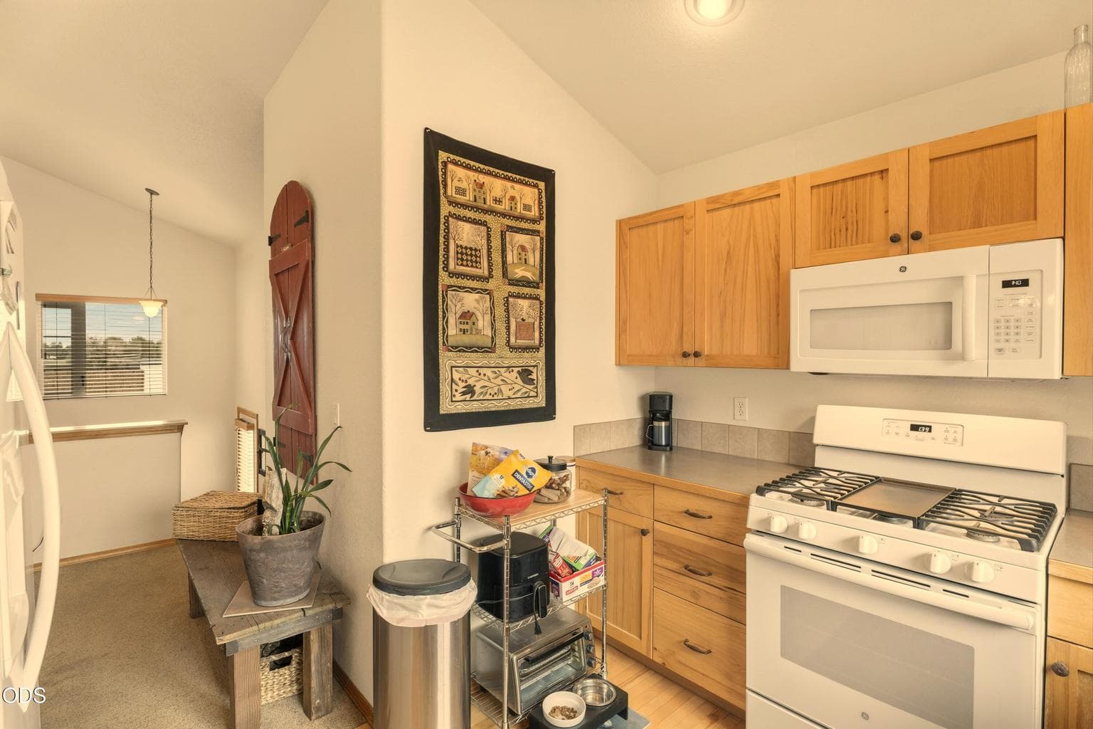 Photo of 438 NW 19th 11 of 26