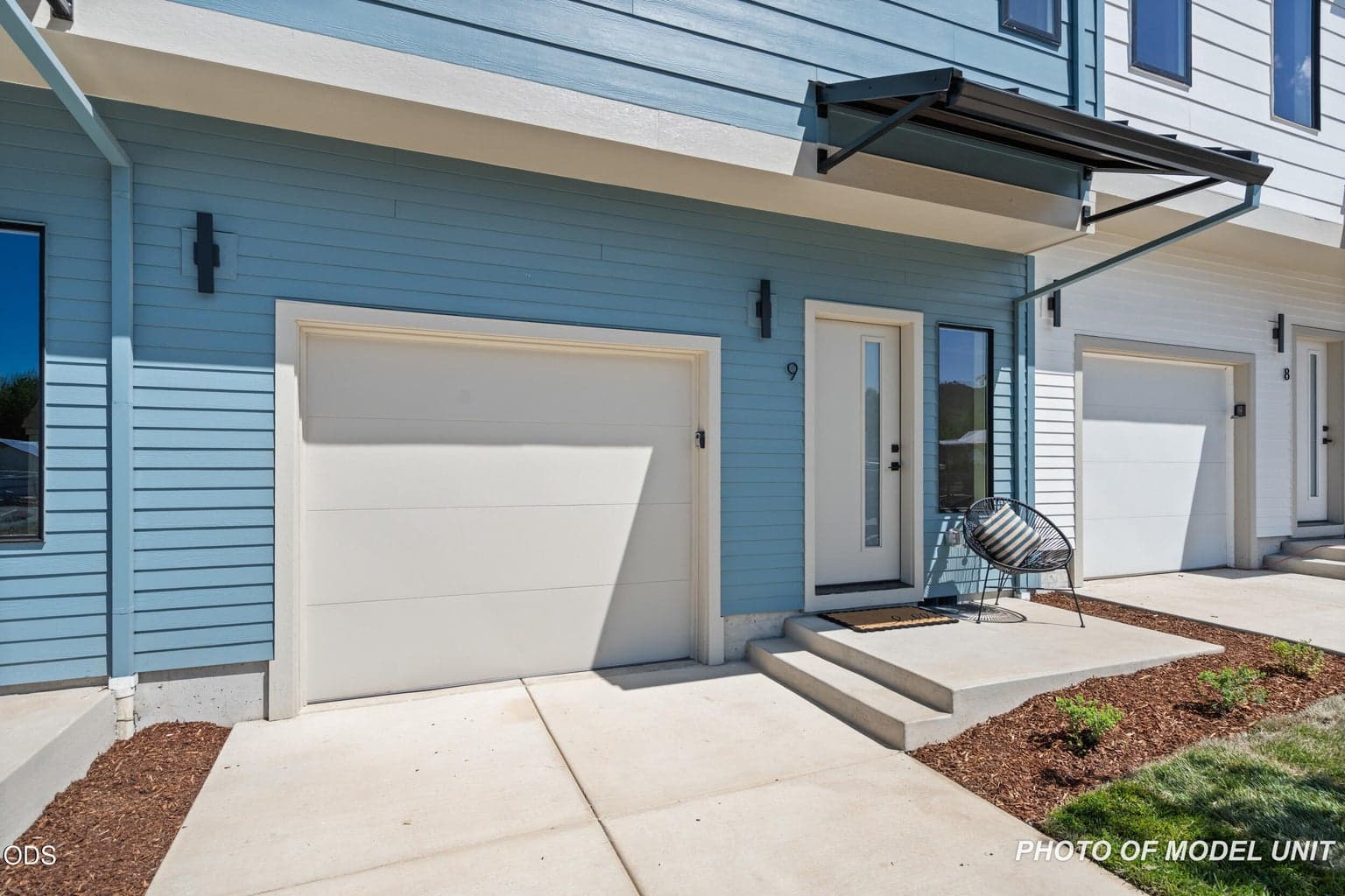 Photo of 2032 Sunset Drive 1 of 25