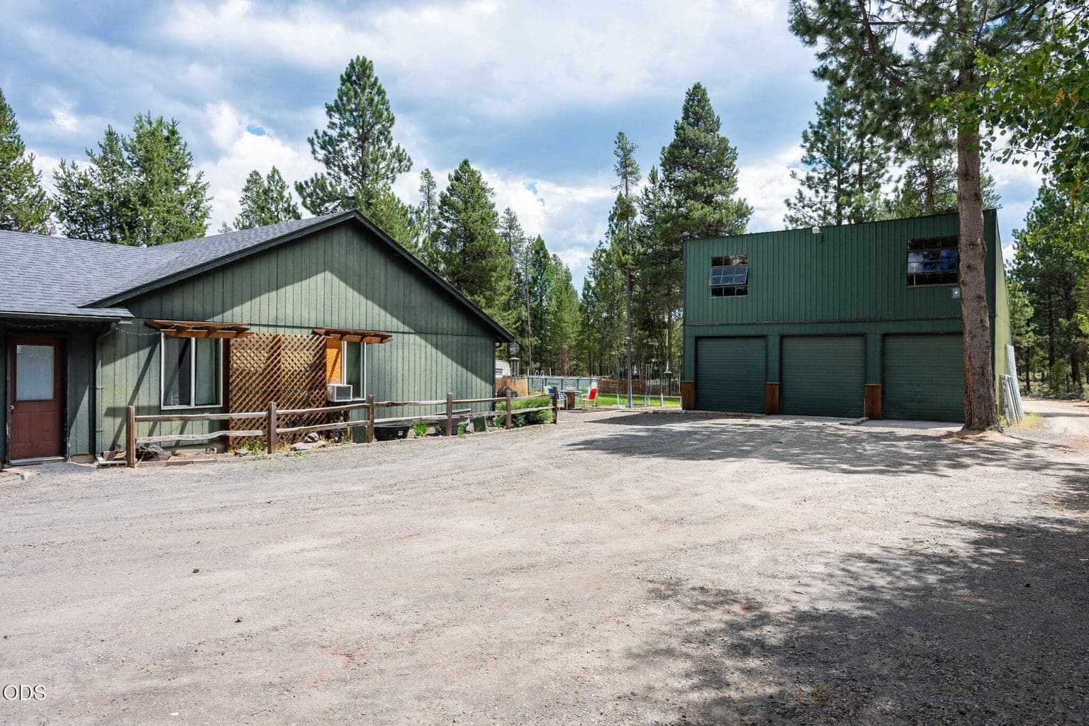Photo of 15495 Federal Road 30 of 38