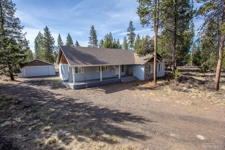 Photo of 144927 Ringo Court 1 of 23