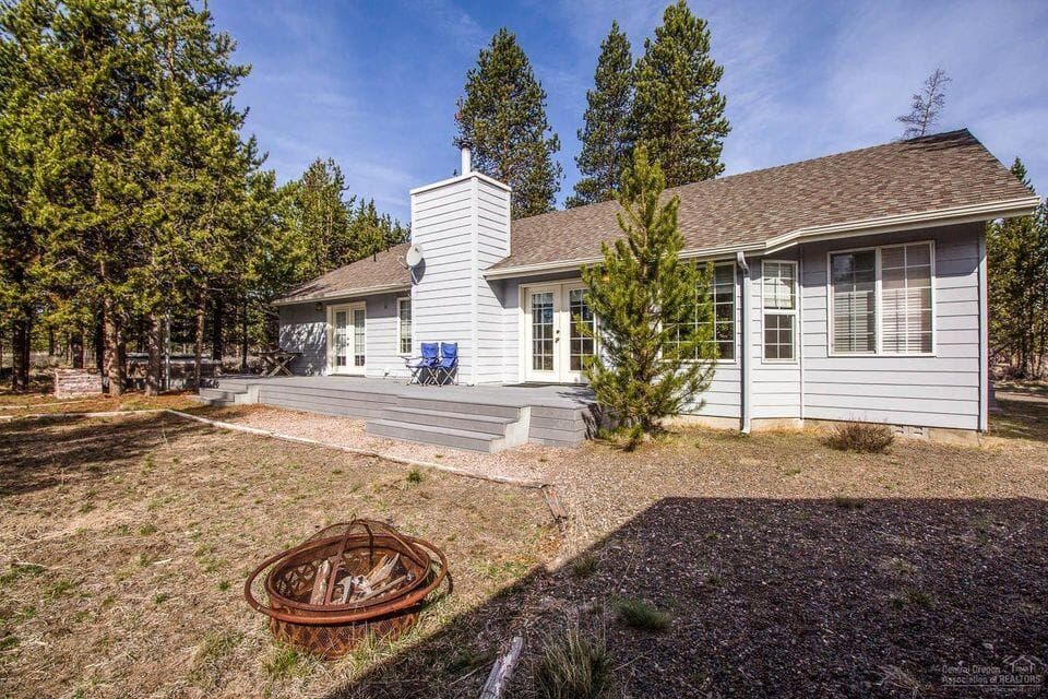 Photo of 144927 Ringo Court 6 of 23