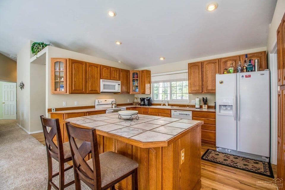 Photo of 144927 Ringo Court 8 of 23