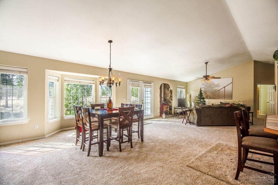 Photo of 144927 Ringo Court 11 of 23