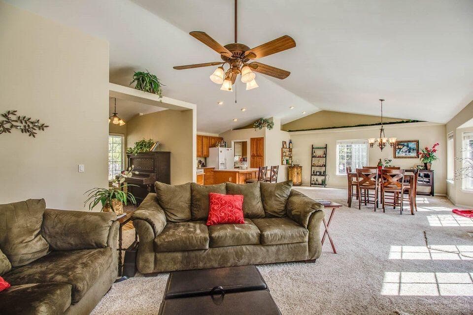 Photo of 144927 Ringo Court 22 of 23