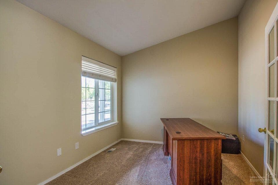 Photo of 144927 Ringo Court 23 of 23