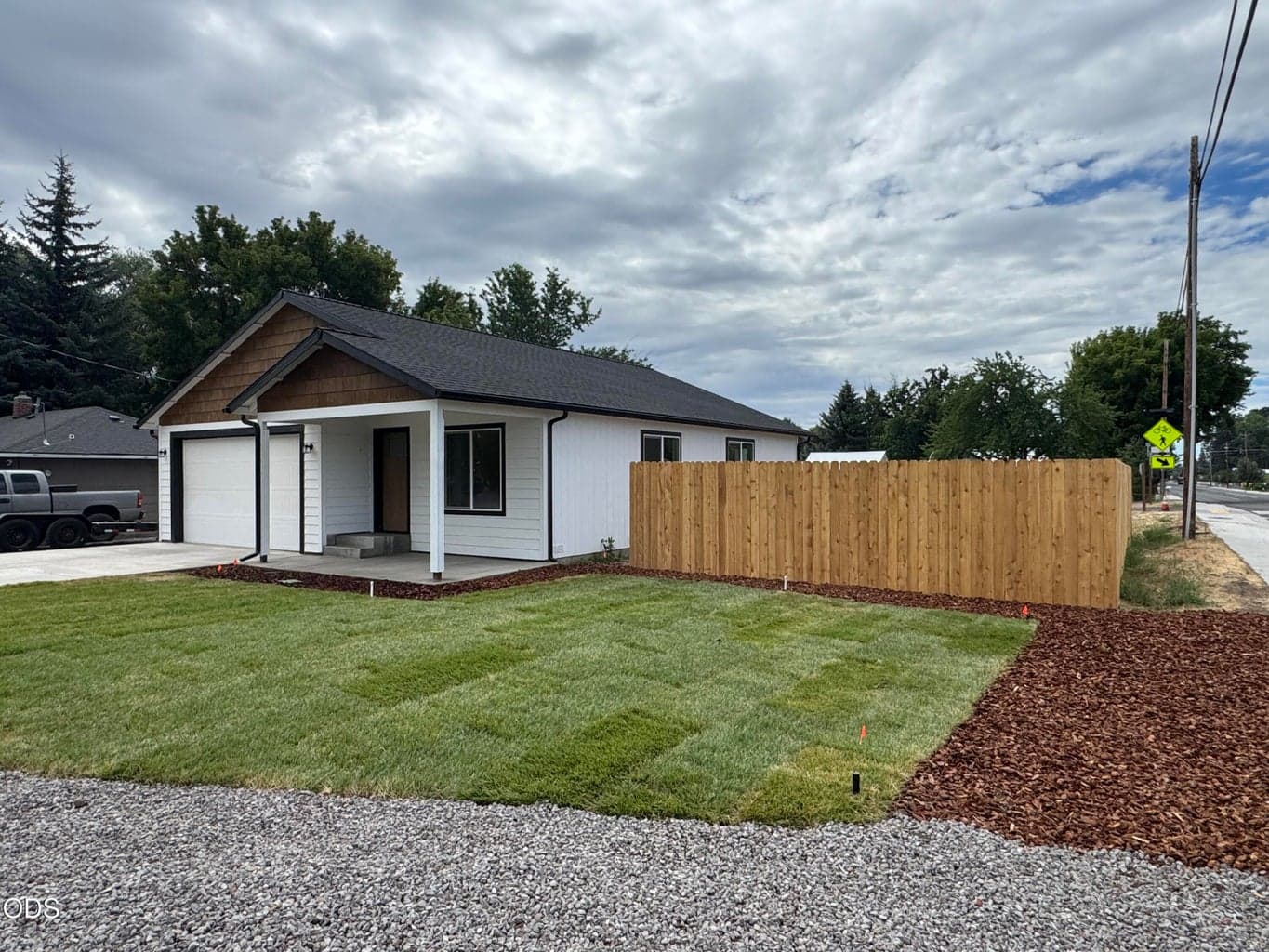 Photo of 5406 Independence Avenue 3 of 25