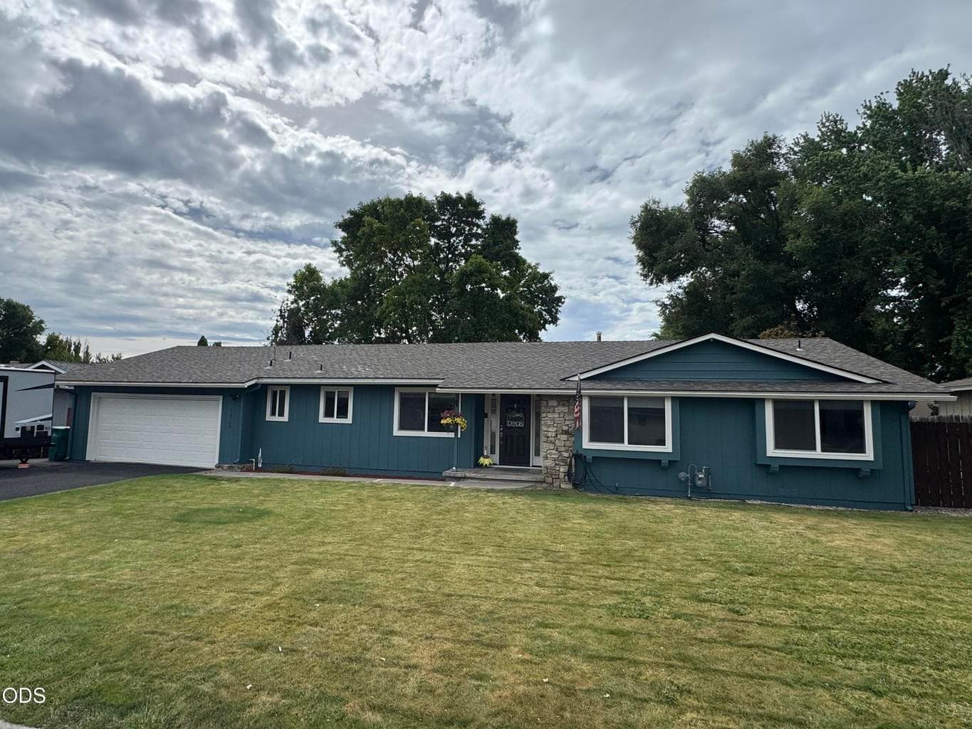Photo of 3426 Coronado Way 1 of 28
