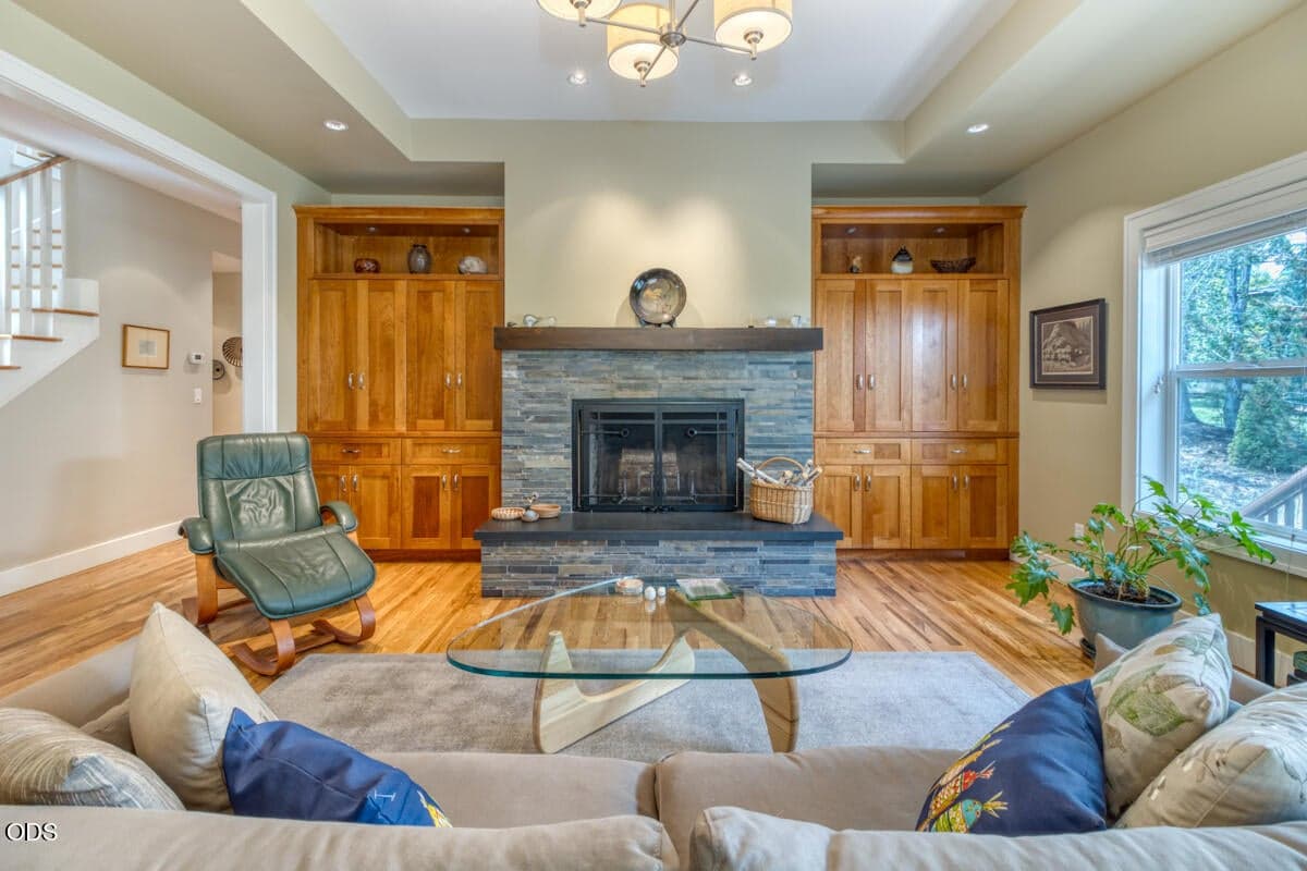 Meticulous Attention to Cabinetry Through-out the Home