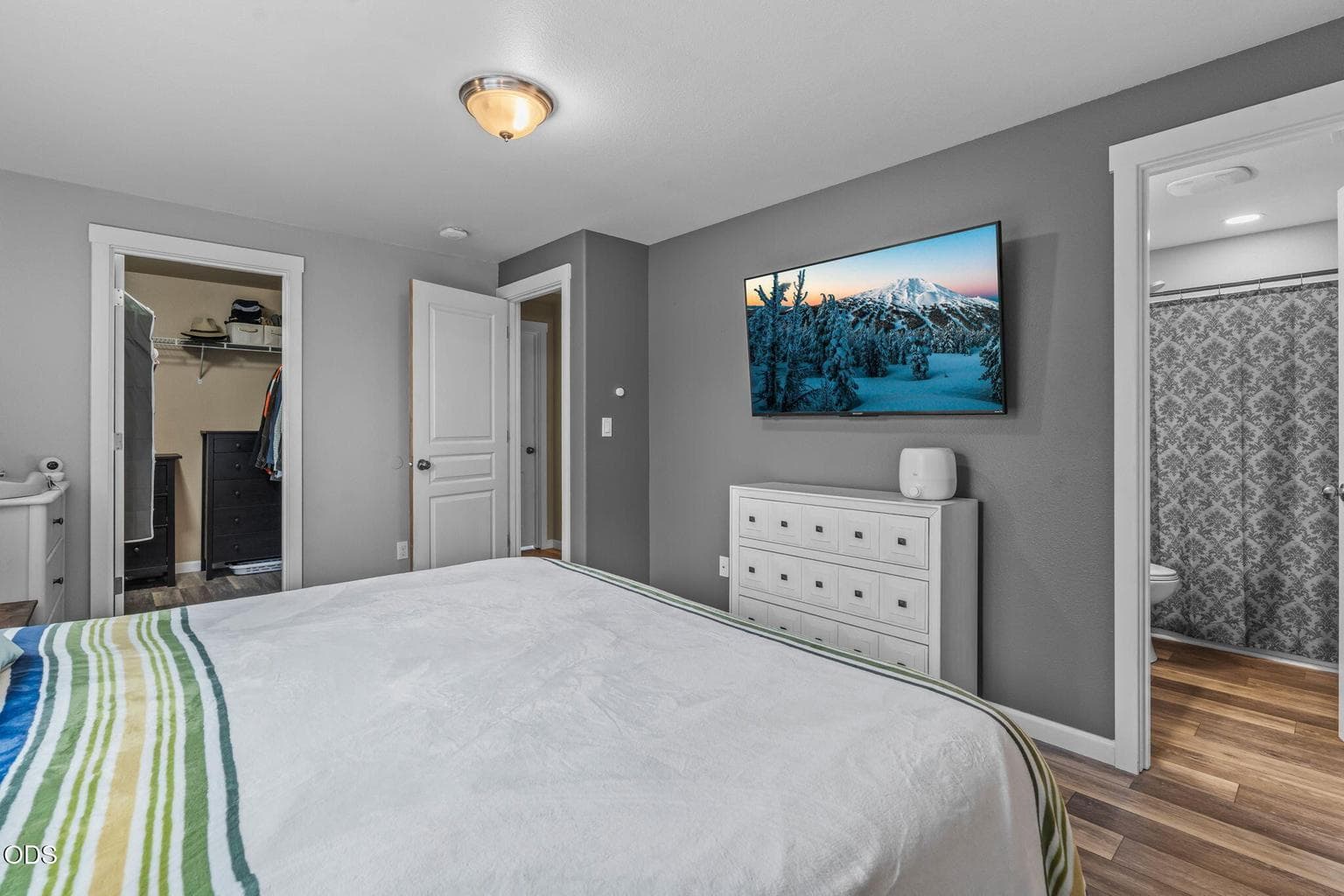 Photo of 2620 NE 3rd Street 15 of 23