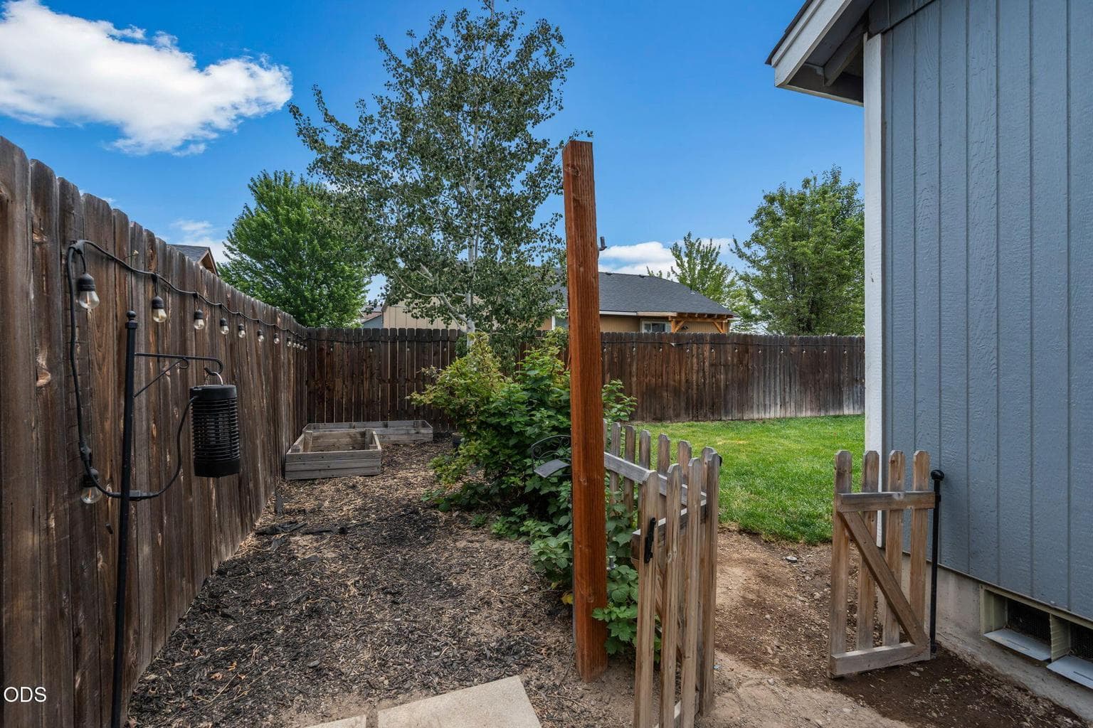 Photo of 2620 NE 3rd Street 22 of 23
