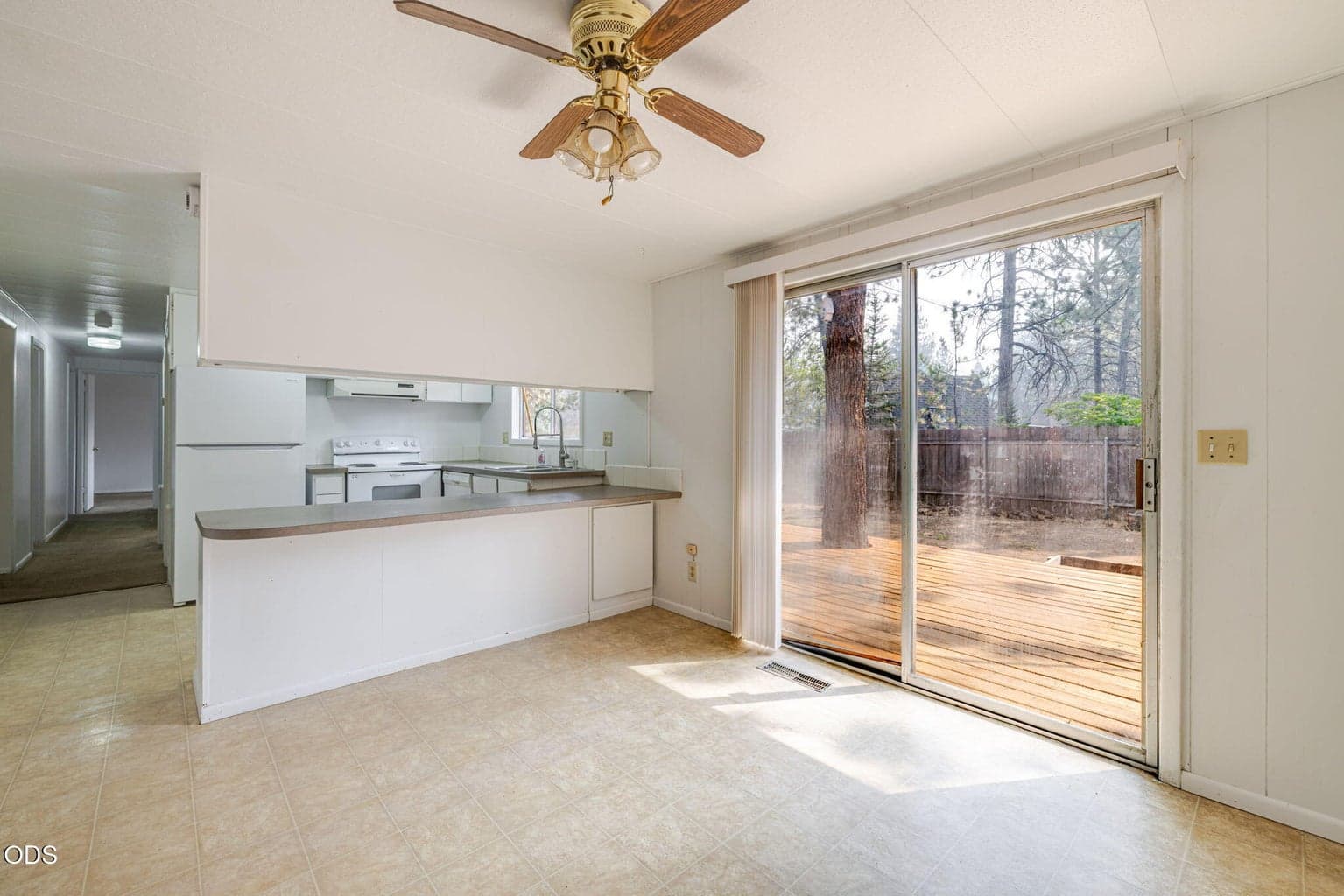 Photo of 60866 Granite Drive 6 of 26