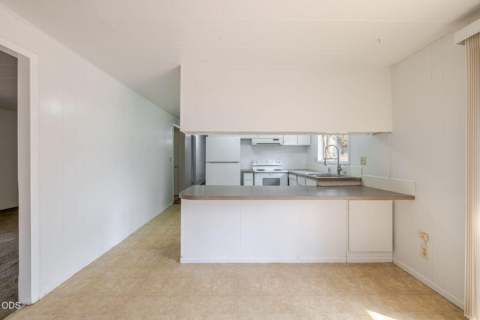 Photo of 60866 Granite Drive 8 of 26