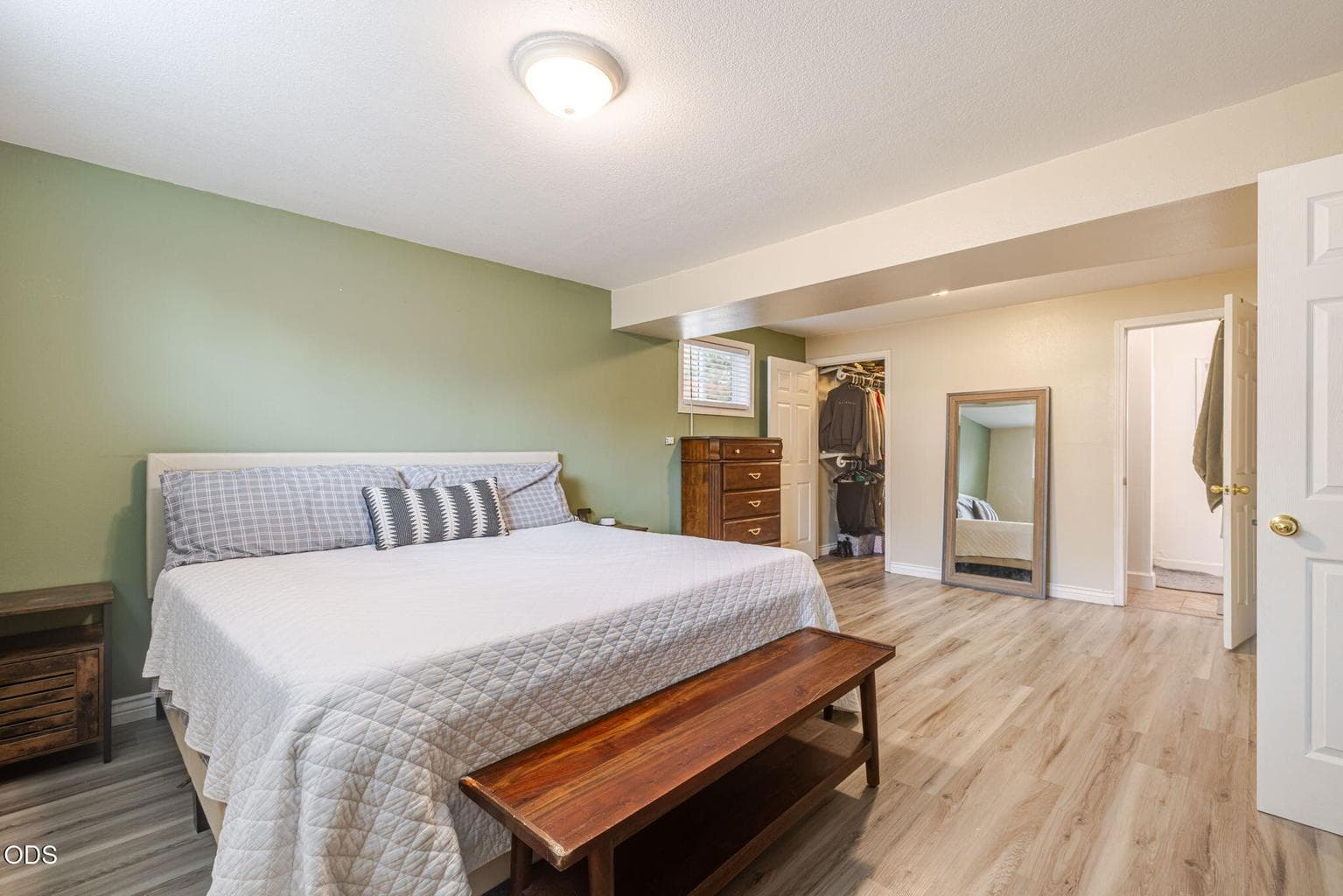 Photo of 136 G Street 4 of 30