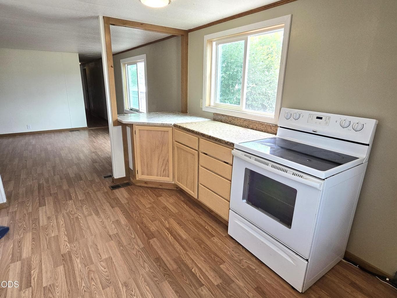 Photo of 400 NW Terrace Lane 11 of 20