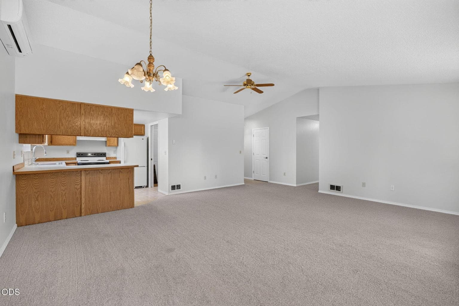 Photo of 1545 SW 17th Street 12 of 43