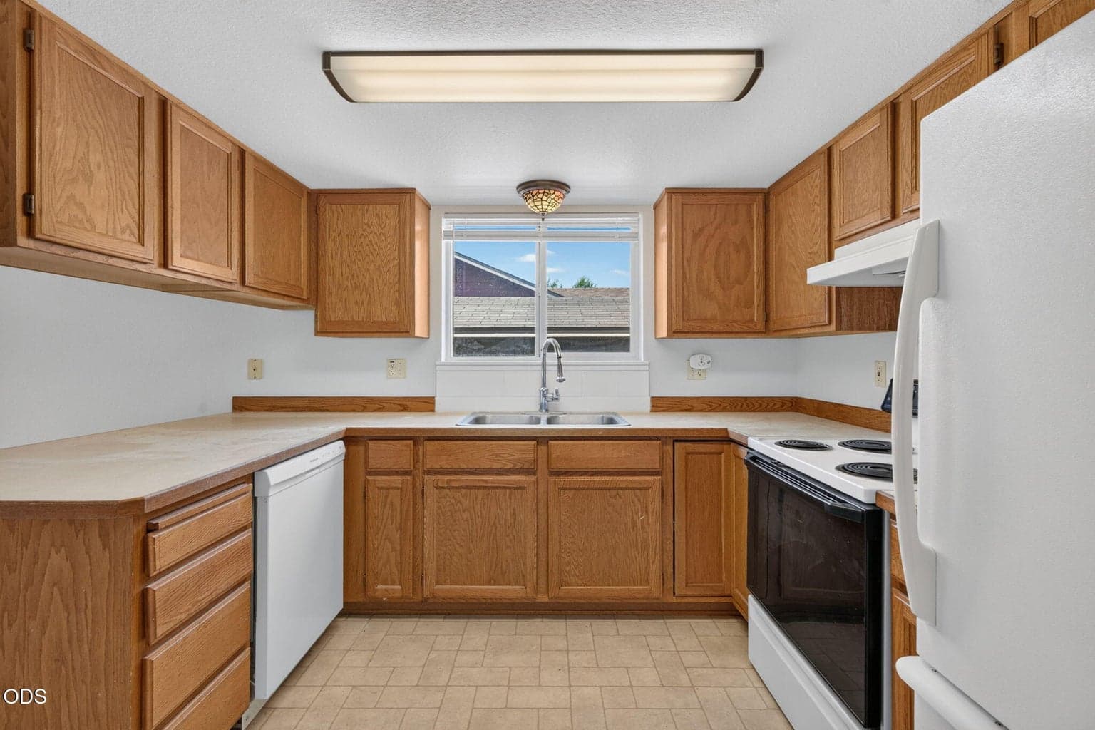 Photo of 1545 SW 17th Street 16 of 43