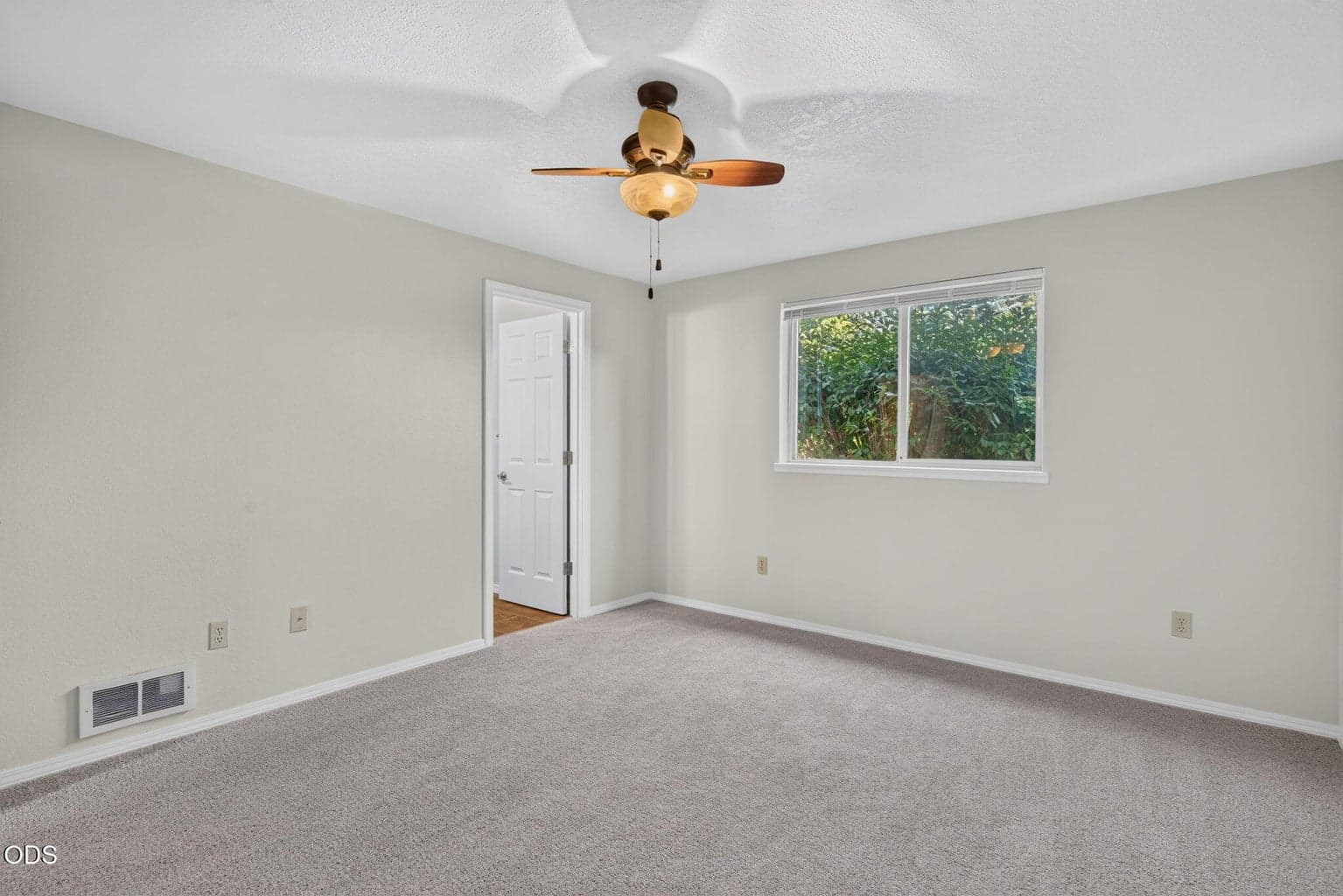 Photo of 1545 SW 17th Street 26 of 43