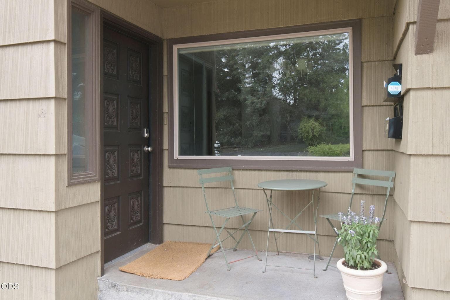Photo of 669 Lafayette Avenue 4 of 27