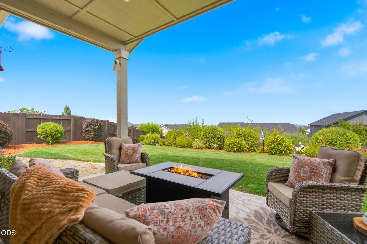 Photo of 4471 SW Majestic Avenue 24 of 36