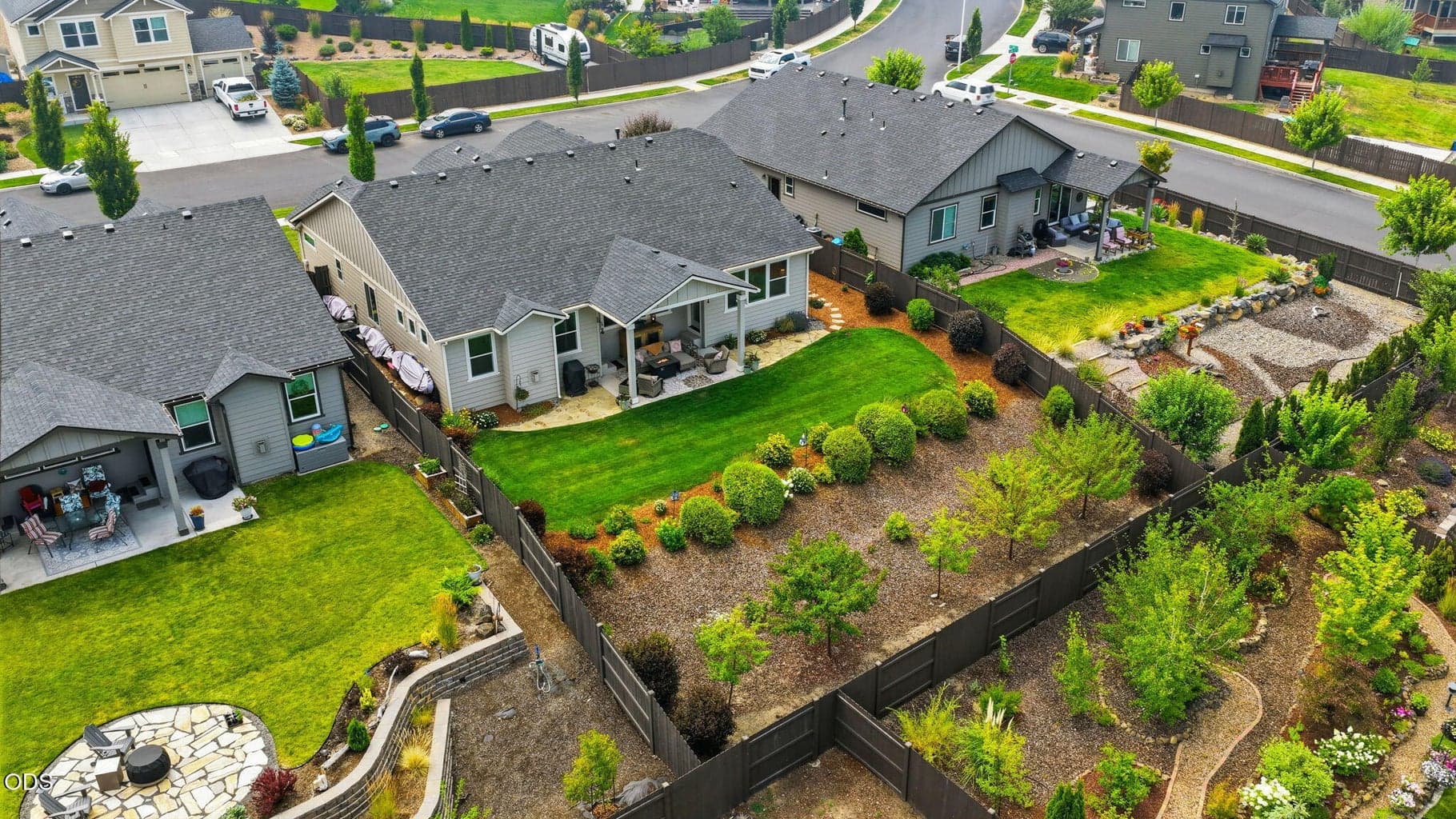 Photo of 4471 SW Majestic Avenue 34 of 36