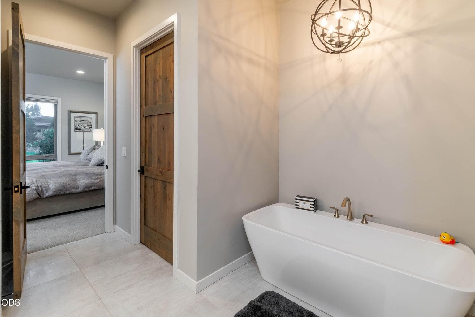 Ensuite with stand alone tub