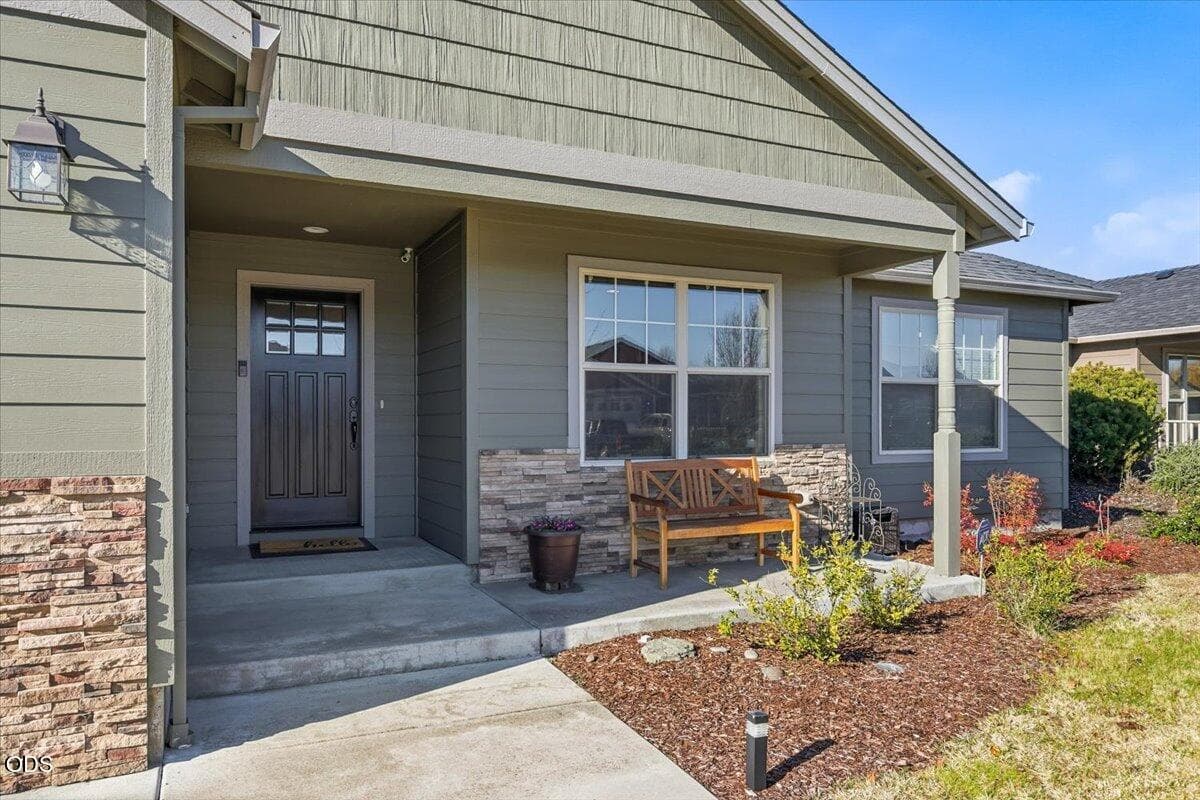 Covered front porch.