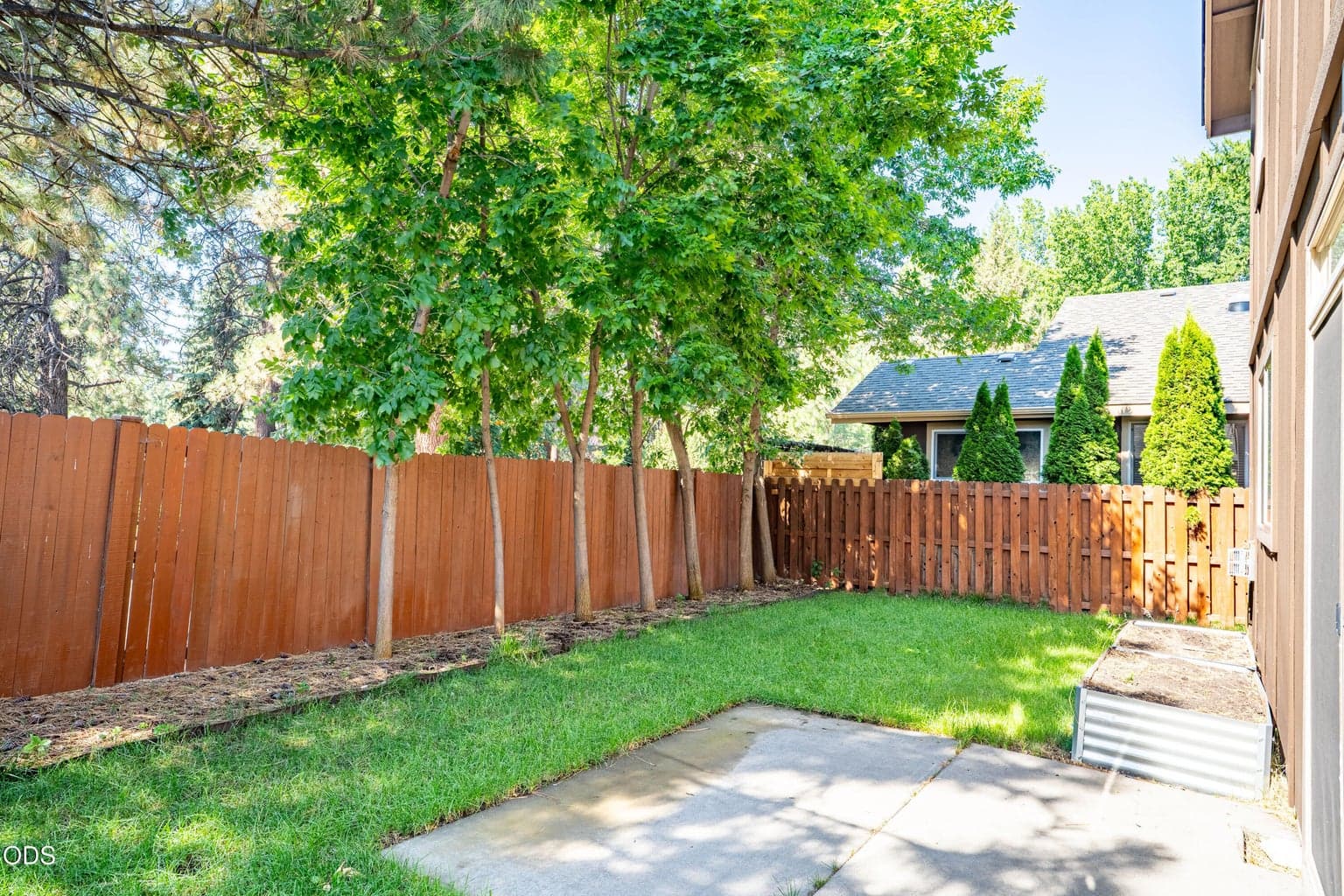 Photo of 20269 Knightsbridge Place 5 of 35