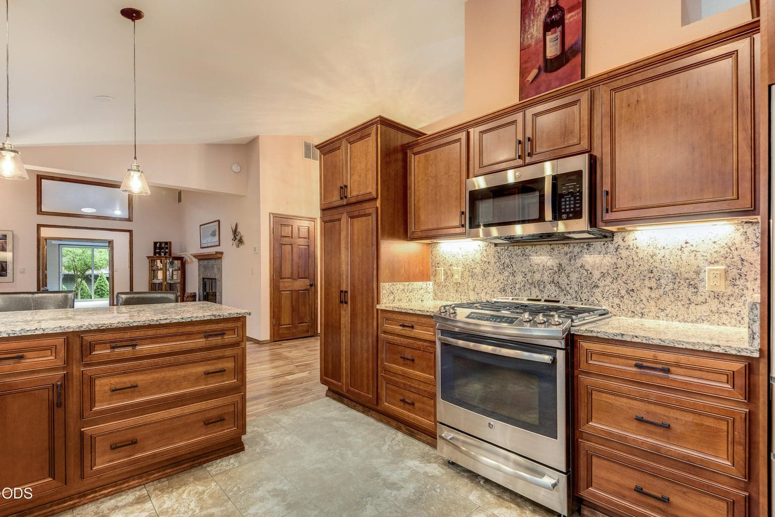 Photo of 20396 Mission Ridge Court 12 of 32