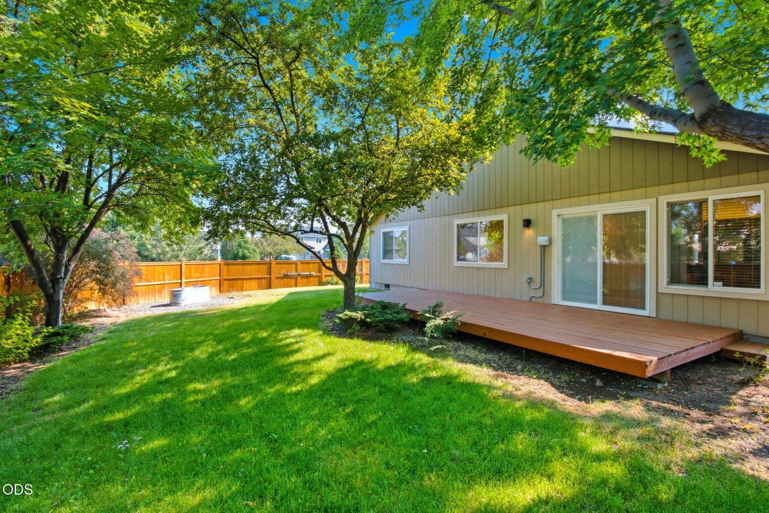 Photo of 62815 Snowcap Court 20 of 35