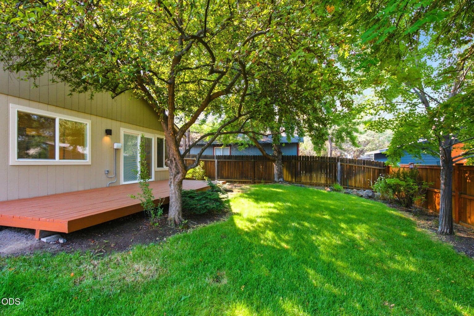 Photo of 62815 Snowcap Court 21 of 35