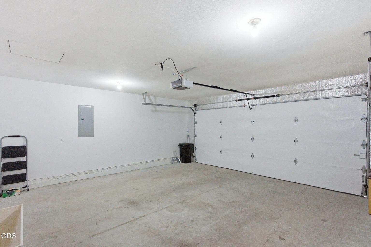 Photo of 62815 Snowcap Court 24 of 35