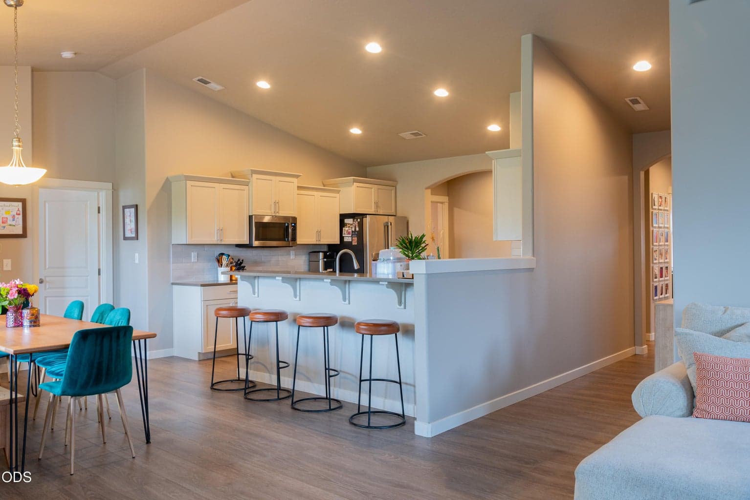 Photo of 63836 Wellington Street 2 of 17