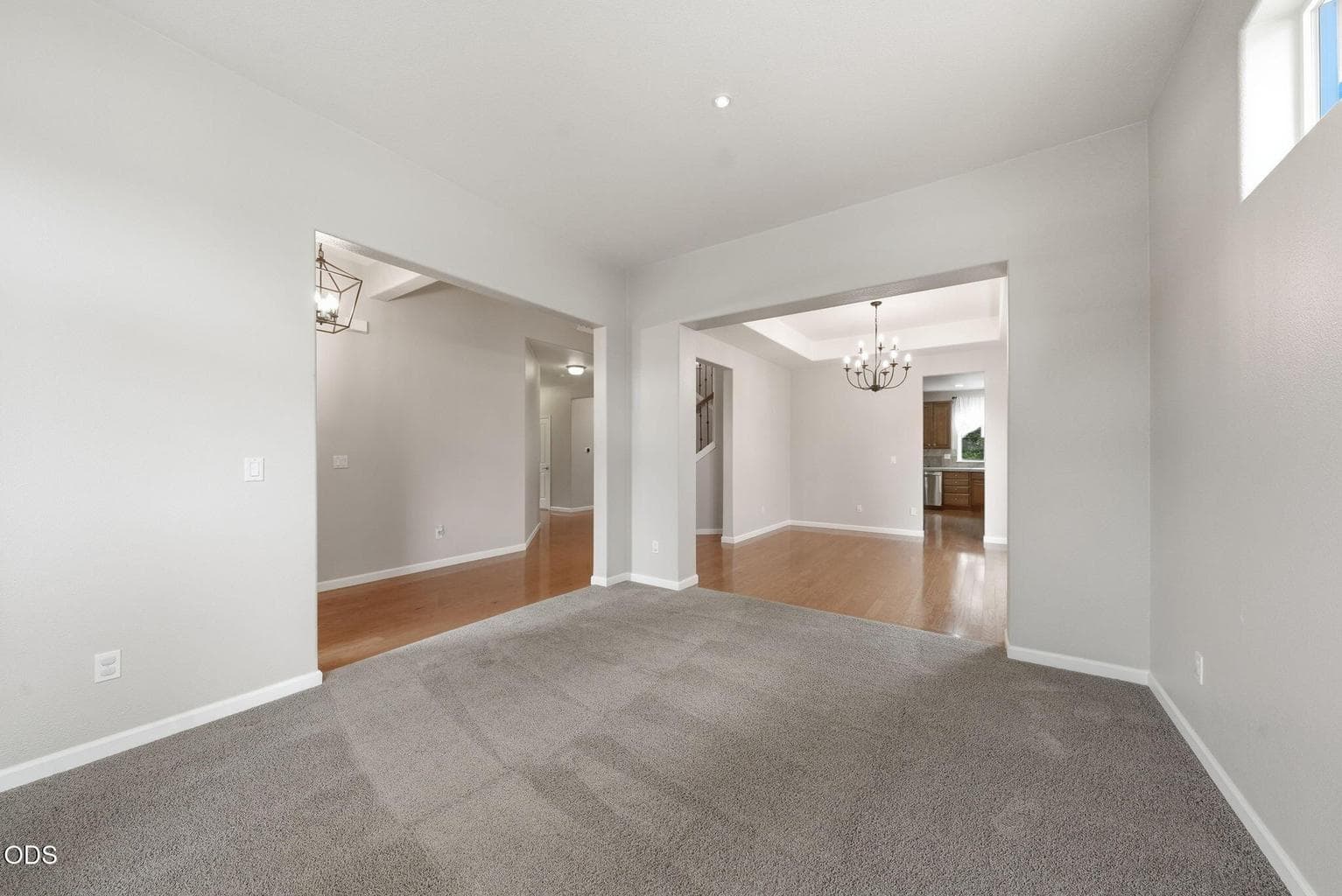 Photo of 2765 SW 49th Street 8 of 56