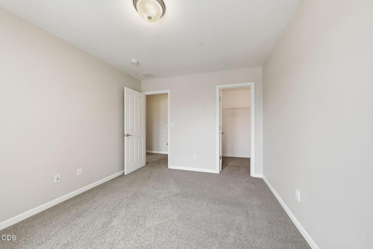 Photo of 2765 SW 49th Street 31 of 56