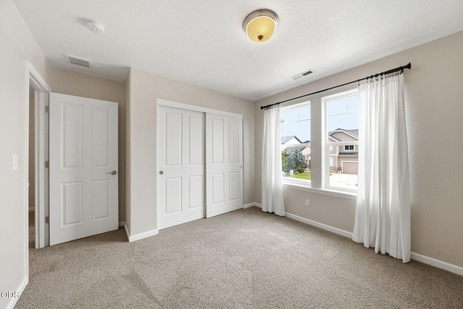 Photo of 2765 SW 49th Street 34 of 56